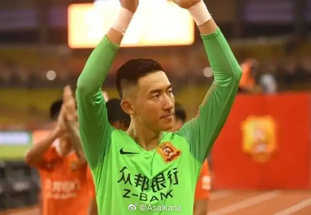 《神秘海域》《长津湖之水门桥》走势稳健，位列日榜第二、三名。